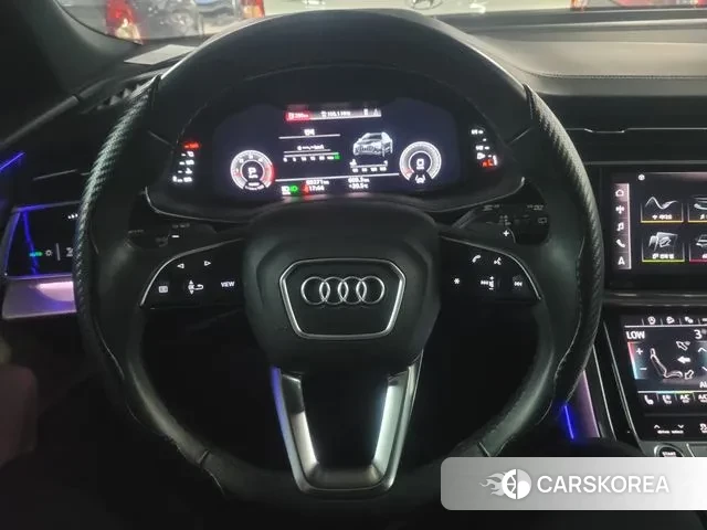 Audi Q8 (4M) 2021 Серый из Кореи, фото 5