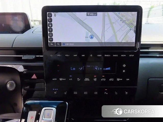 Hyundai Staria 2023 Белый из Кореи, фото 5