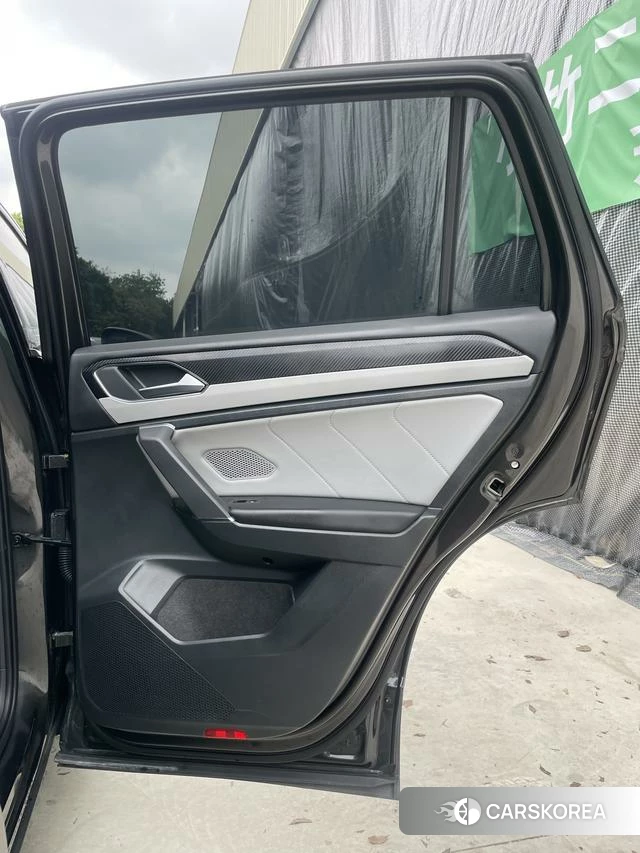 Volkswagen Tanyue 2023 Черный из Китая, фото 5