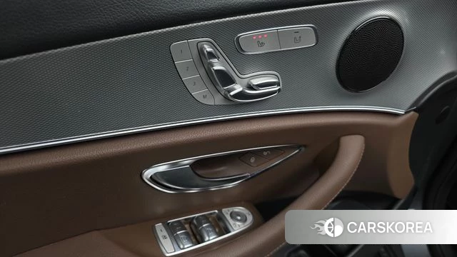 Mercedes-Benz E-Class W213 2018 Серый из Кореи, фото 5