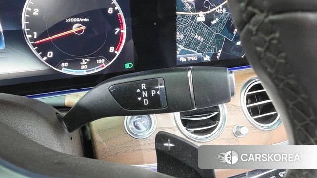 Mercedes-Benz E-Class W213 2020 Белый из Кореи, фото 5