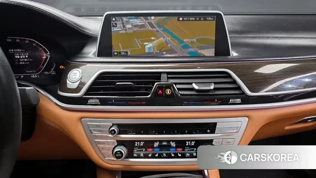 BMW 7 Series (G11) 2022 Черный из Кореи, фото 5