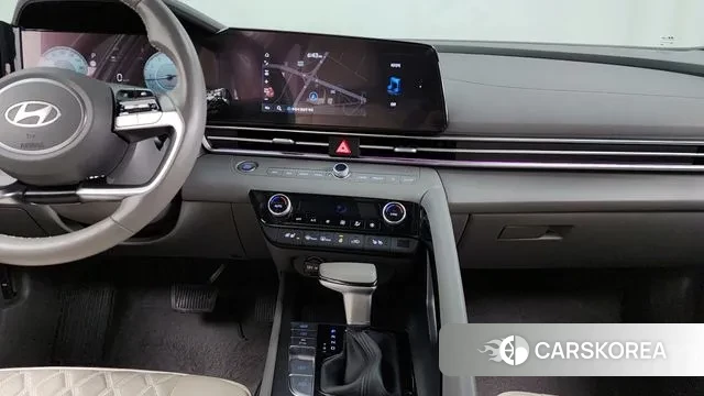 Hyundai The New Avante (CN7) 2023 Белый из Кореи, фото 5