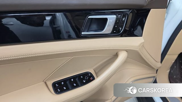 Porsche Panamera (971) 2018 Белый из Кореи, фото 5