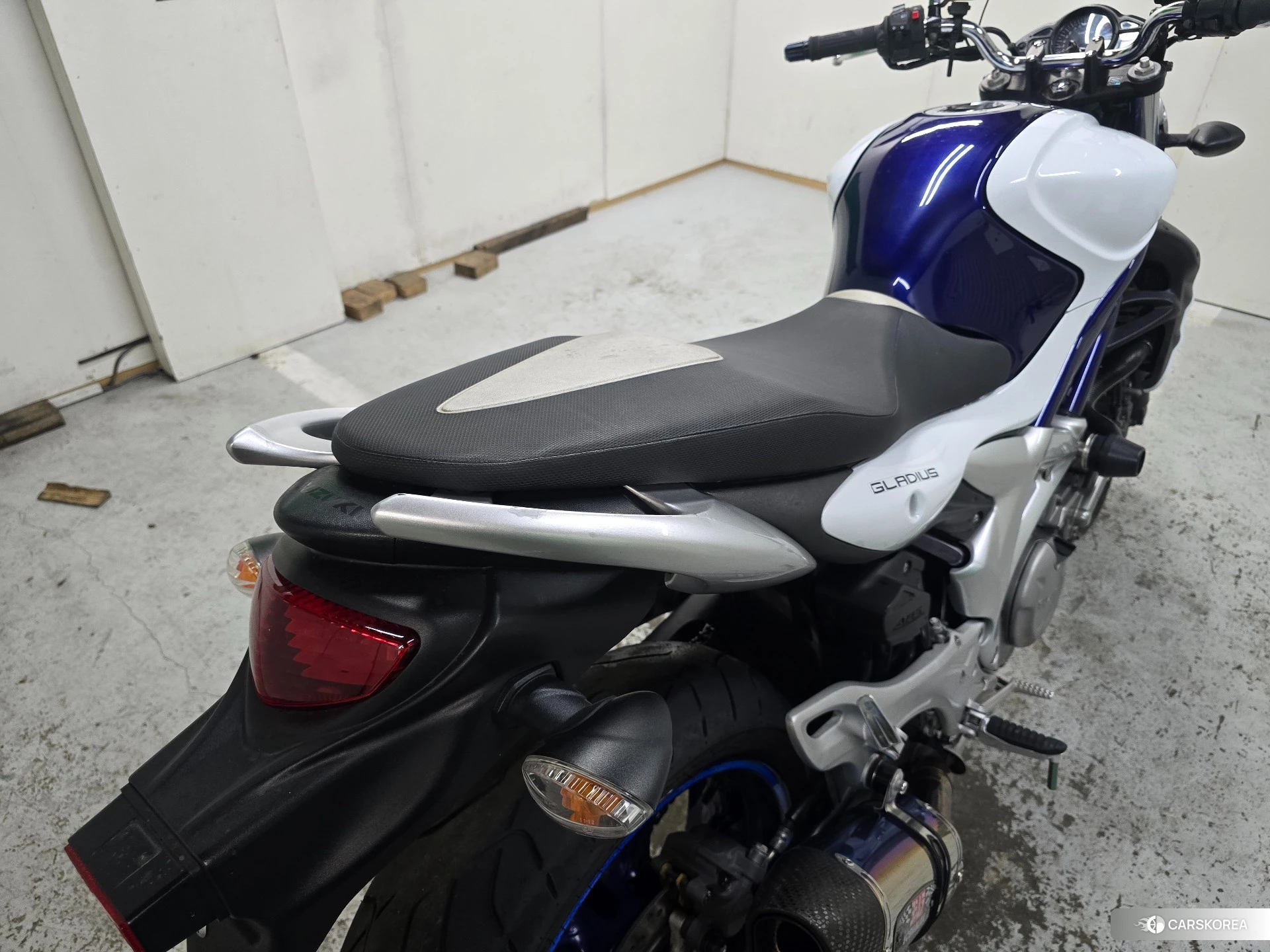 Проданный Suzuki GLADIUS 400 ABS id 4192832 из Японии, фото 4