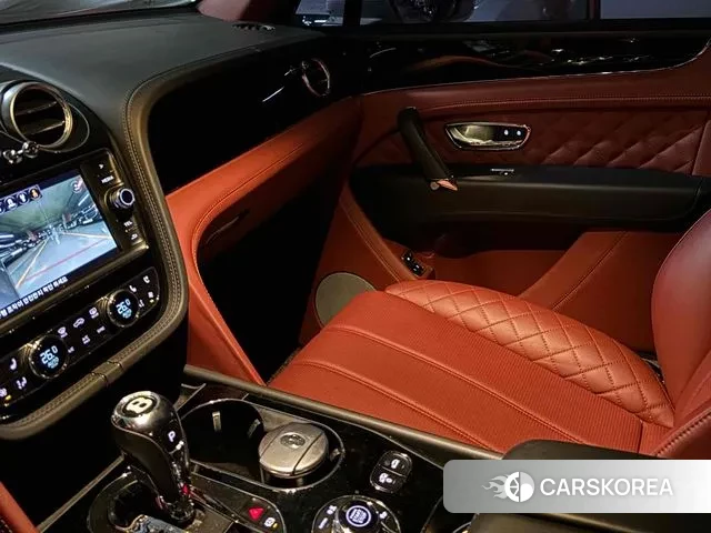 Bentley Bentayga 2018 Белый из Кореи, фото 5