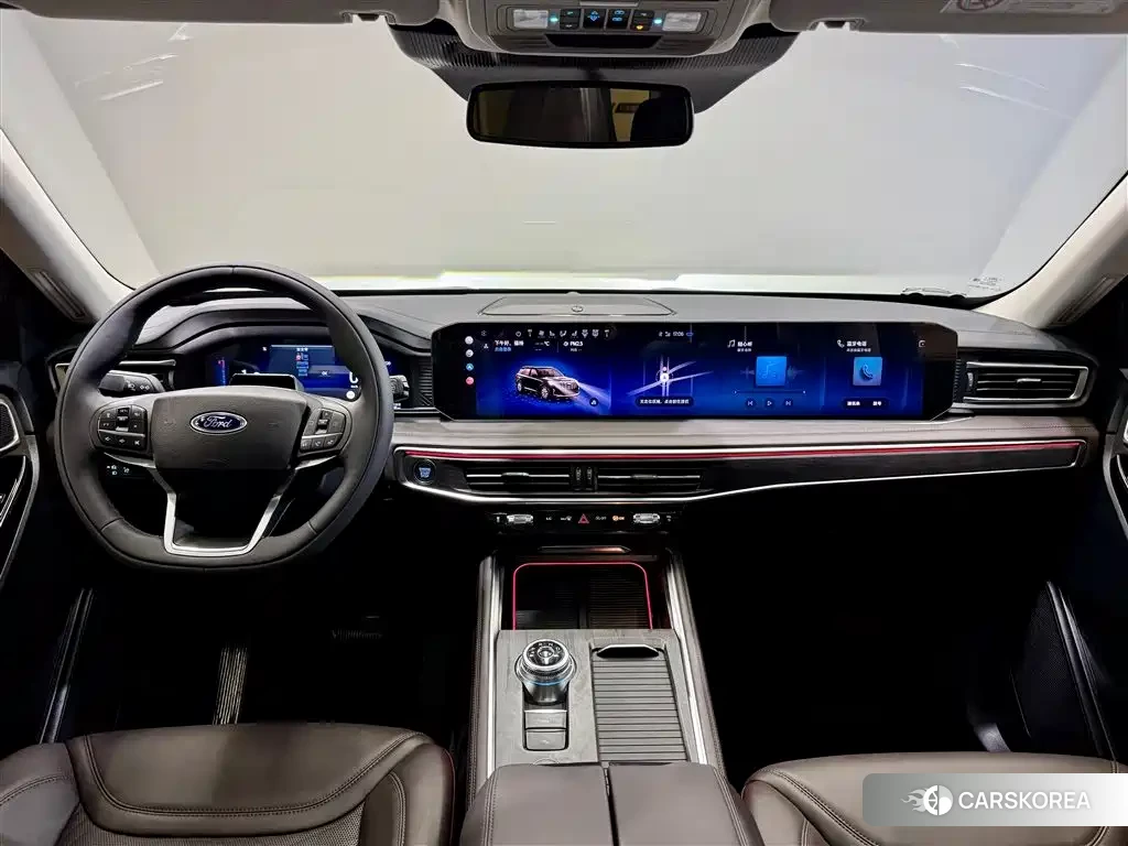 Ford Explorer 2026 Черный из Китая, фото 5