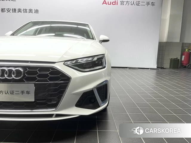 Audi A4L 2021 Белый из Китая, фото 5