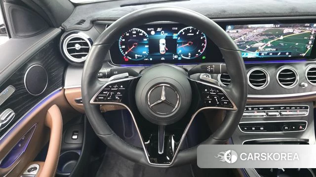 Mercedes-Benz E-Class W213 2022 Белый из Кореи, фото 5