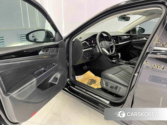 Volkswagen Passat 2022 Черный из Китая, фото 5