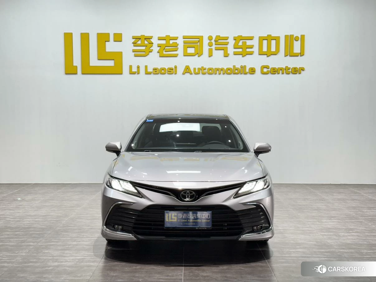Toyota Camry 2021 Серебристо-серый из Китая, фото 5