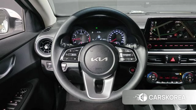 Kia The New K3 2nd generation 2022 Белый из Кореи, фото 5