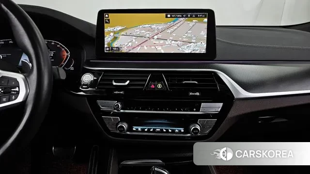 BMW 6 Series GT (G32) 2023 Белый из Кореи, фото 5