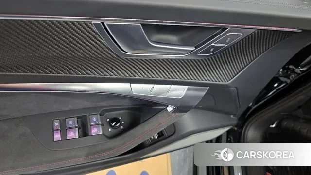 Audi RS6 (C8) 2025 Черный из Кореи, фото 5