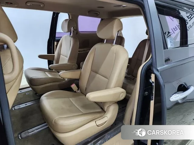 Kia The New Carnival 2018 Черный из Кореи, фото 5