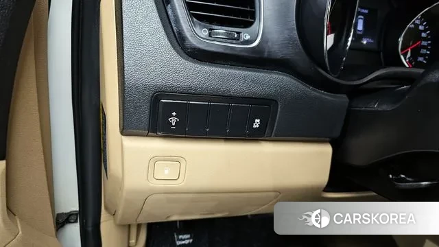 Kia The New Carnival 2019 Белый из Кореи, фото 5