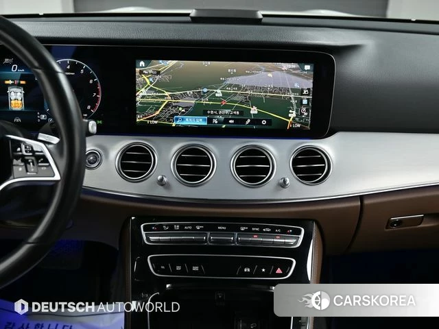 Mercedes-Benz E-Class W213 2021 Белый из Кореи, фото 5
