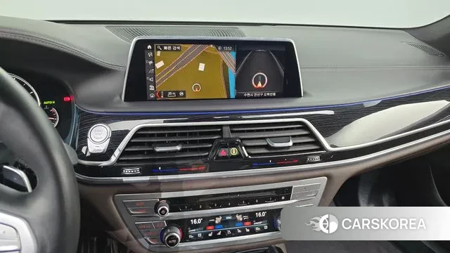 BMW 7 Series (G11) 2019 Черный из Кореи, фото 5