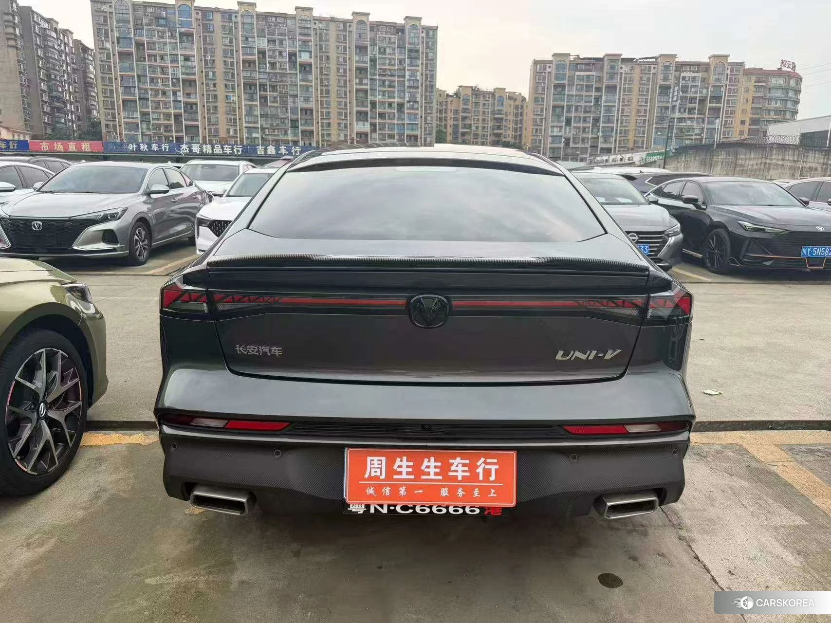 Chang'an UNI-V 2024 Темно-серый из Китая, фото 5