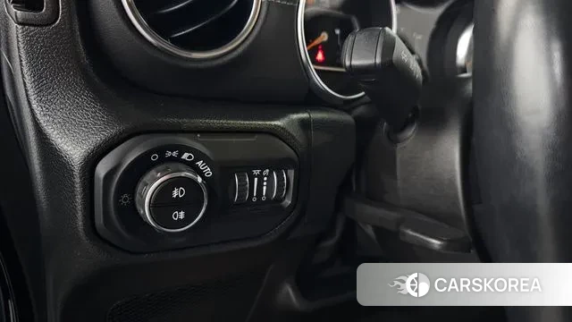 Jeep Wrangler (JL) 2023 Черный из Кореи, фото 5