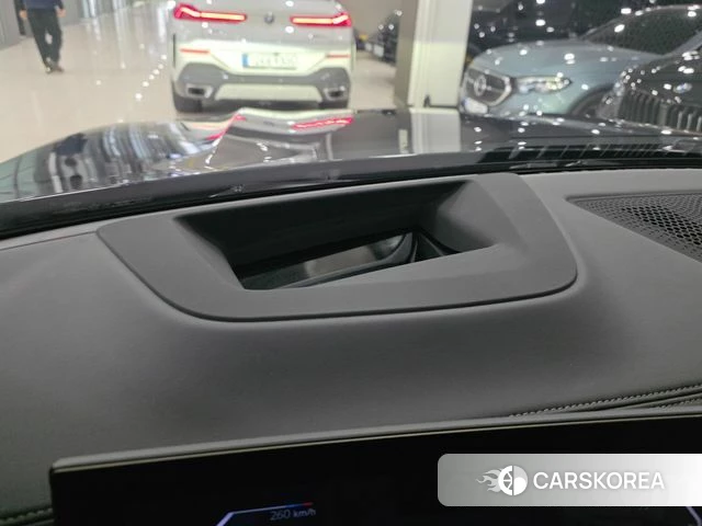 BMW X5 (G05) 2025 Черный из Кореи, фото 5