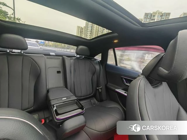 Mercedes-Benz EQE 2023 Белый из Китая, фото 5
