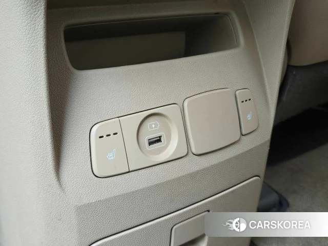 Kia The New Carnival 2019 Белый из Кореи, фото 5