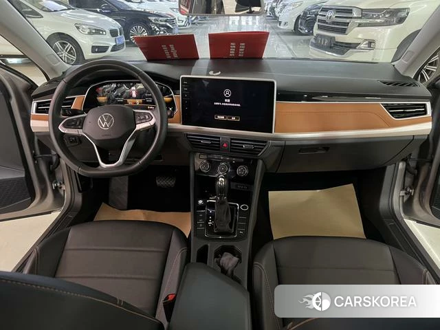 Volkswagen Bora 2023 Шампань из Китая, фото 5