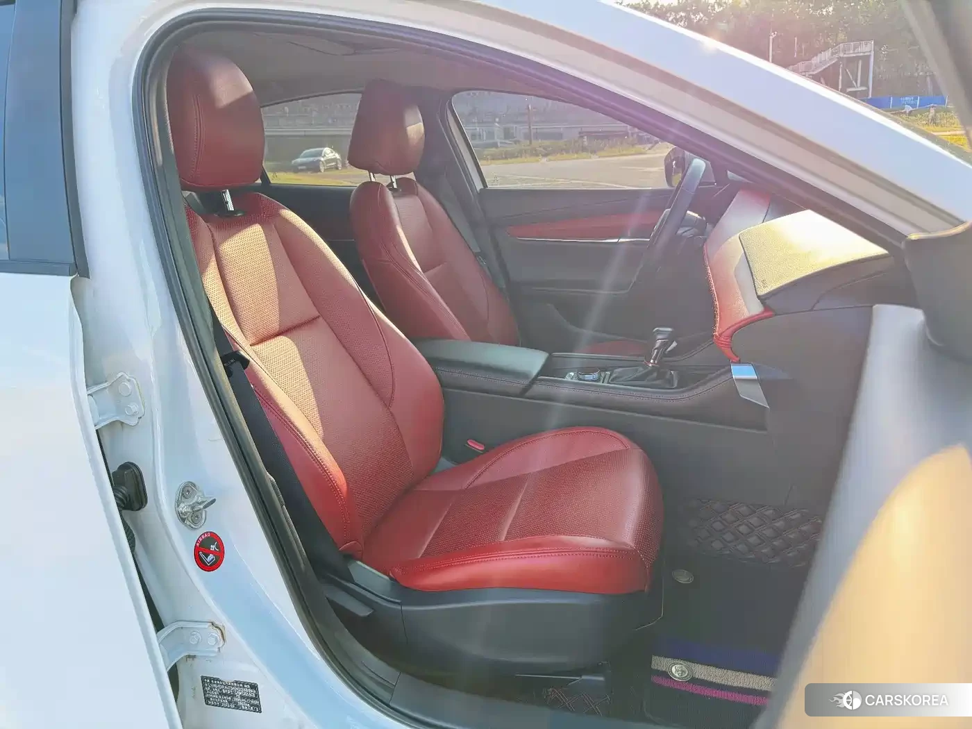 Mazda 3 2022 Белый из Китая, фото 5