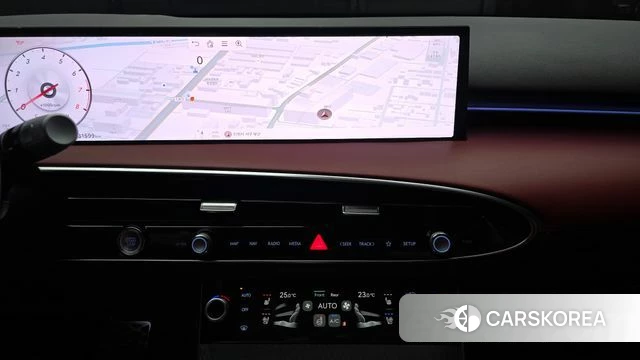 Genesis GV70 2024 Черный из Кореи, фото 5