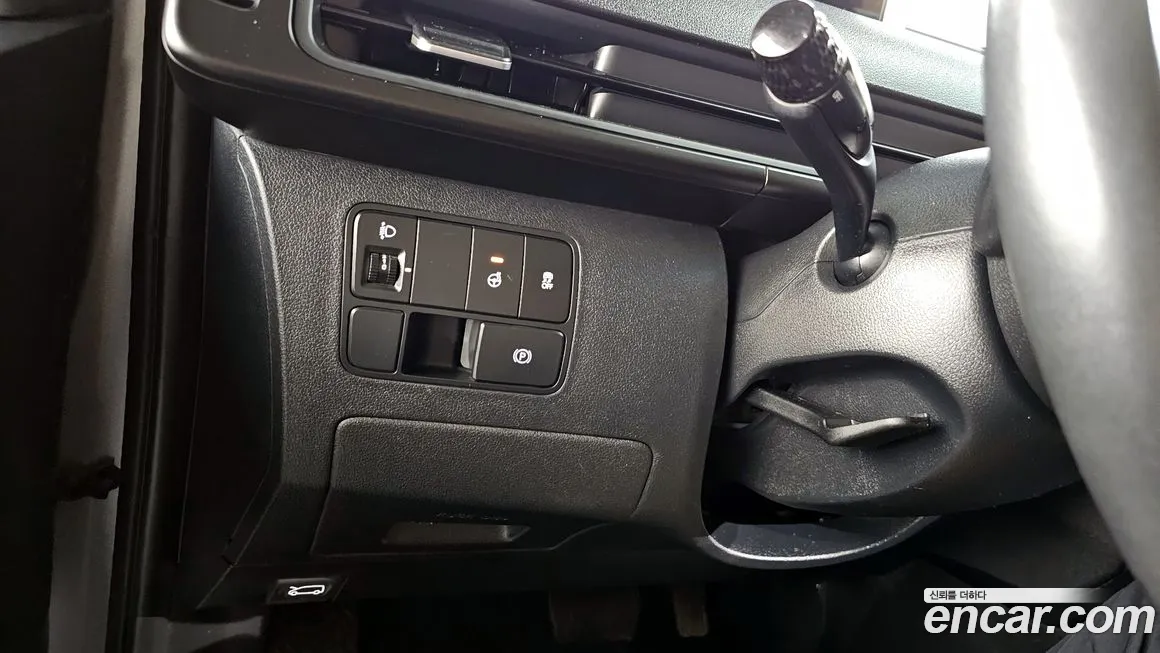 Hyundai Staria 2022 Серебряный из Кореи, фото 5