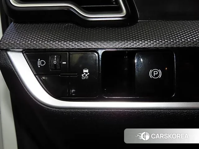 Kia Sportage 5th Generation 2023 Белый из Кореи, фото 5