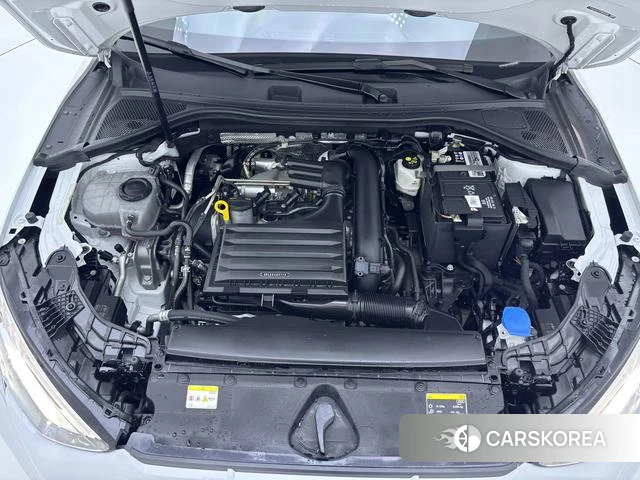 Audi A3 2023 Белый из Китая, фото 5