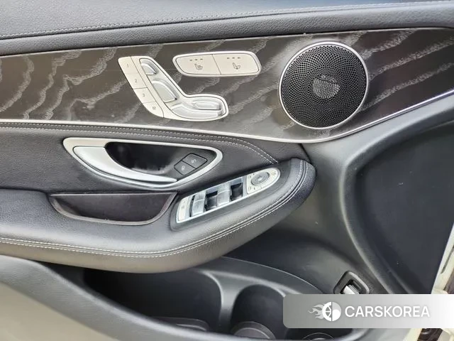 Mercedes-Benz GLC-Class X253 2018 Белый из Кореи, фото 5