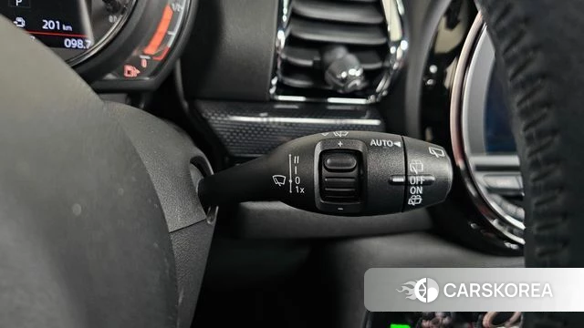 Mini Cooper Clubman 2018 Серебристо-серый из Кореи, фото 5