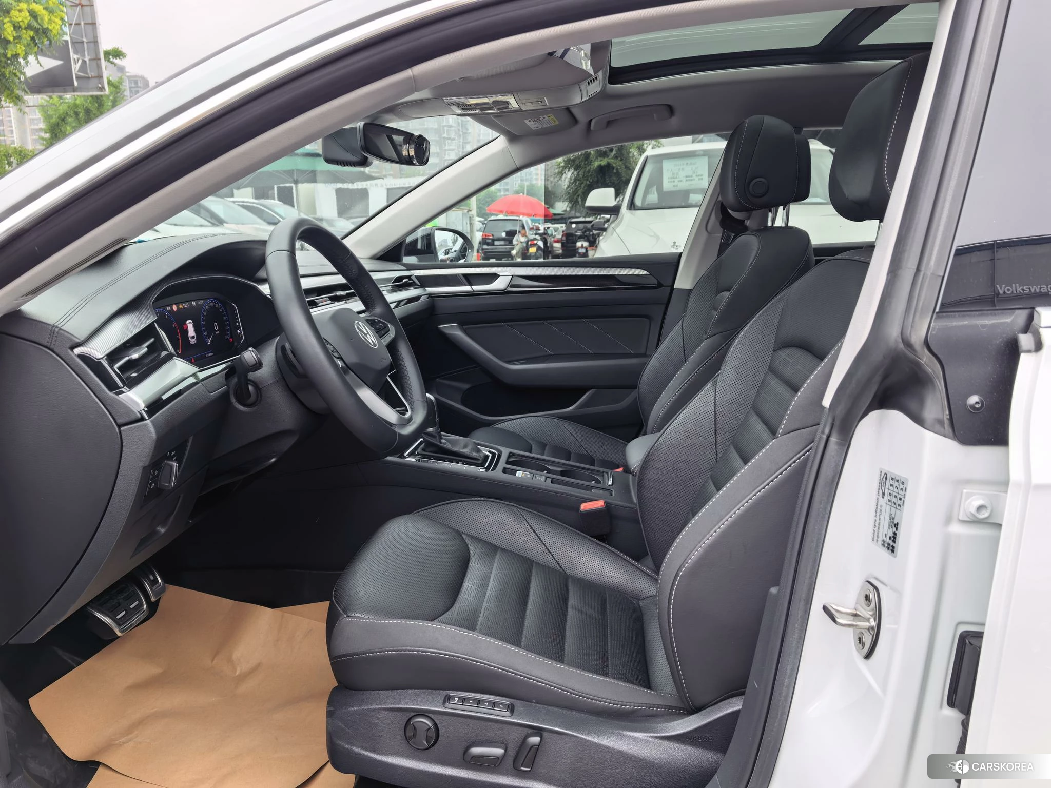 Volkswagen CC 2022 Белый из Китая, фото 5