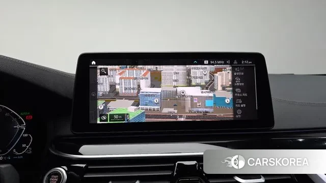 BMW 5 Series (G30) 2023 Белый из Кореи, фото 5