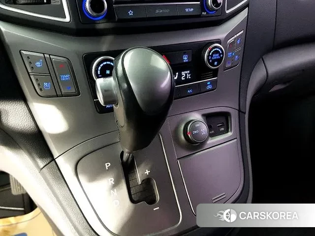 Hyundai The New Grand Starex 2018 Серебристо-серый из Кореи, фото 5