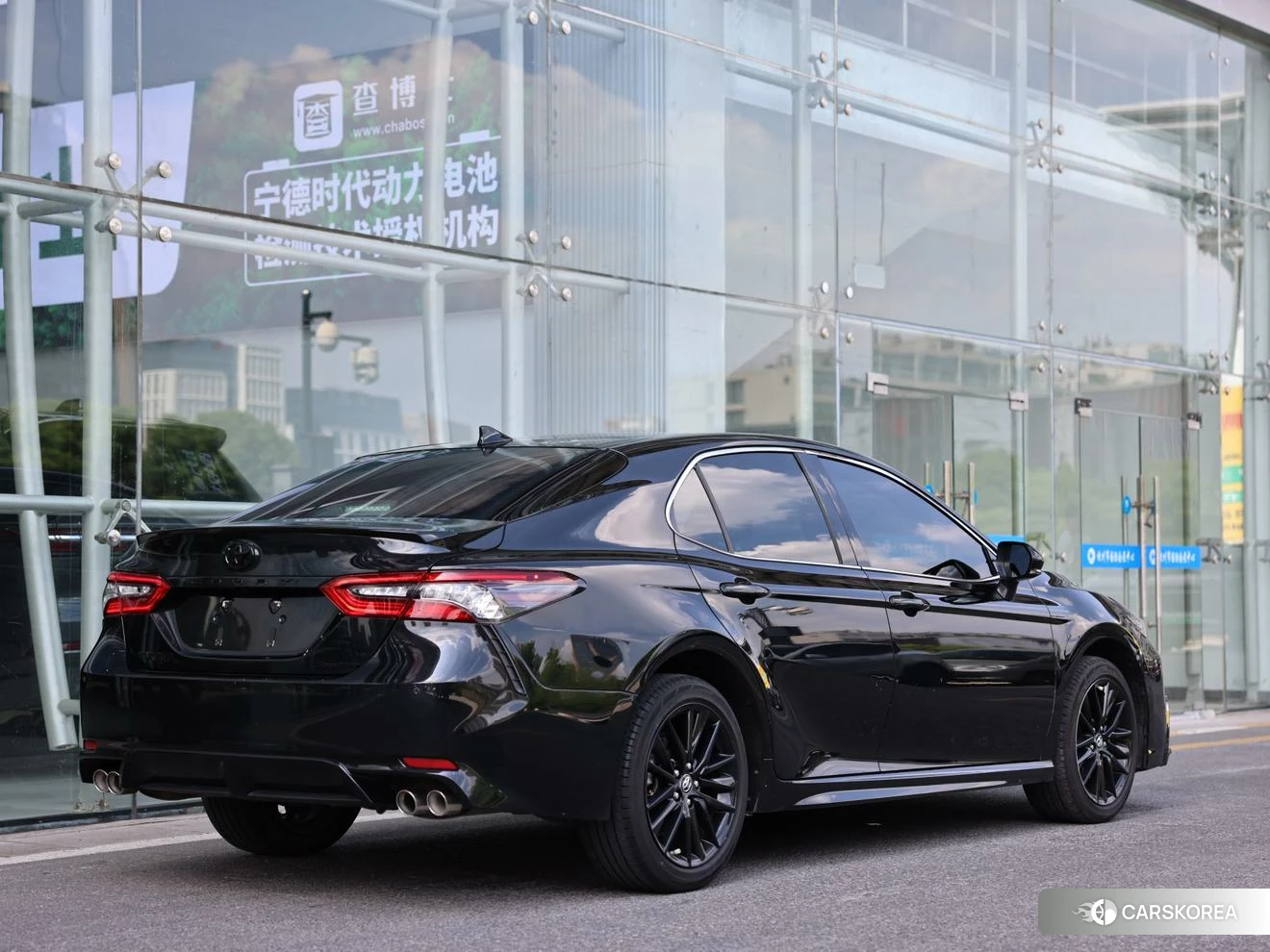 Toyota Camry 2023 Черный из Китая, фото 5
