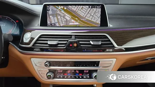 BMW 7 Series (G11) 2020 Черный из Кореи, фото 5