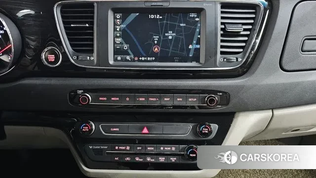 Kia The New Carnival 2018 Серебряный из Кореи, фото 5