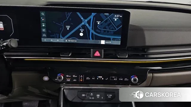 Kia The New Carnival 4th Generation 2023 Белый из Кореи, фото 5