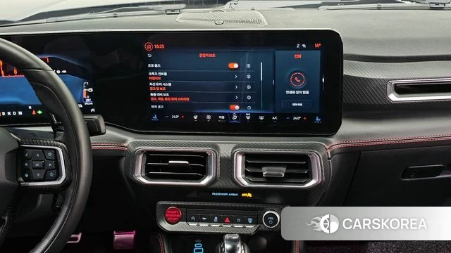 Ford Mustang 7th Generation 2024 Черный из Кореи, фото 5