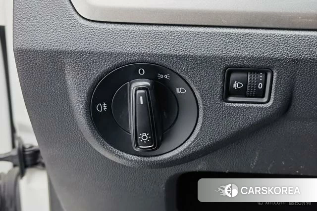 Volkswagen Lavida 2023 Белый из Китая, фото 5
