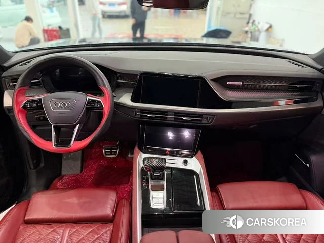 Audi Q6 2023 Черный из Китая, фото 5