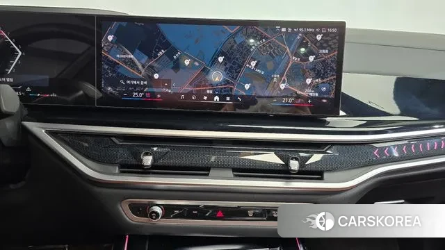 BMW X7 (G07) 2023 Белый из Кореи, фото 5