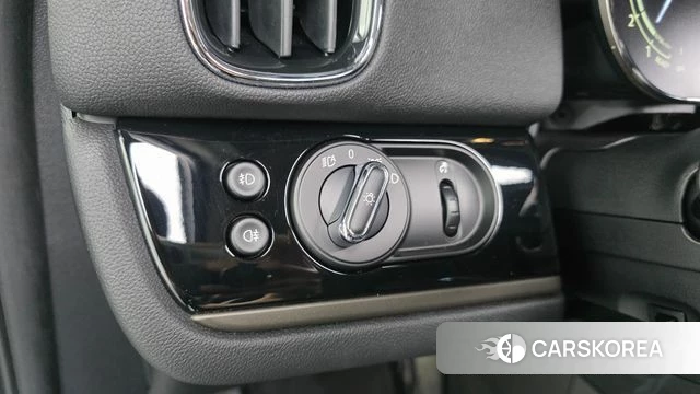 Mini Cooper Countryman 2023 Черный из Кореи, фото 5