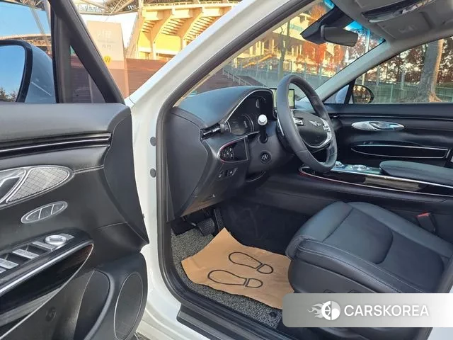 Genesis GV70 2021 Белый из Кореи, фото 5