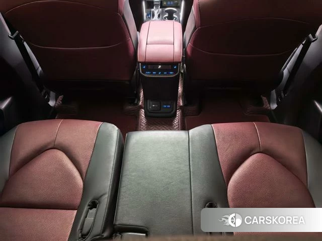 Toyota Crown Lufang 2022 Белый из Китая, фото 5