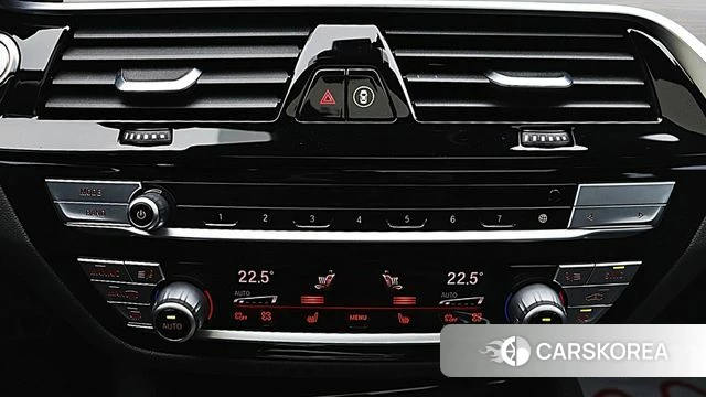 BMW 5 Series (G30) 2021 Синий из Кореи, фото 5